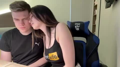Milana and Anton online show from April 28, 3:16 pm