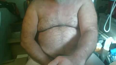 Snapshot of durdyone2025 chatting on October 19, 6:12 pm durdyone2025 online show from October 19, 6:12 pm