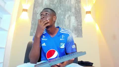 DUSTIN online show from December 20, 12:34 pm