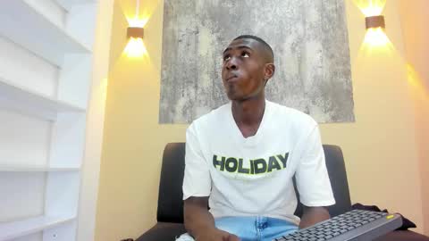 DUSTIN online show from December 17, 12:23 pm