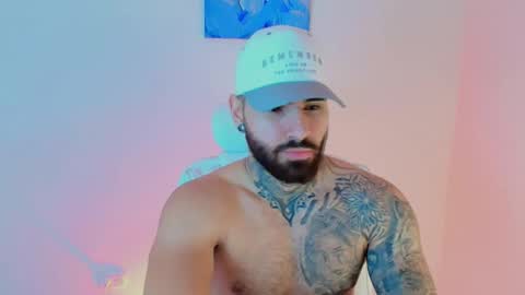 Dustin online show from January 10, 3:01 am