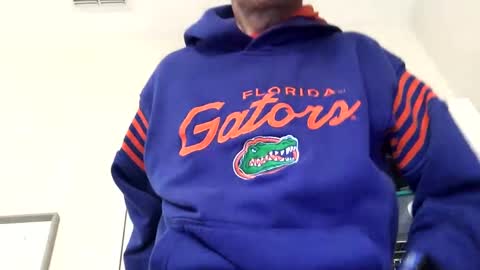 Snapshot of dustinthesweettalker chatting on December 17, 9:16 pm Dustinthesweettalker online show from December 17, 9:16 pm