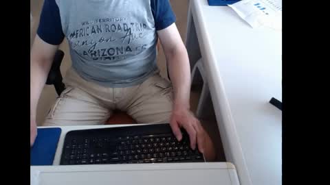 dutchpornking2 online show from May 24, 7:48 am