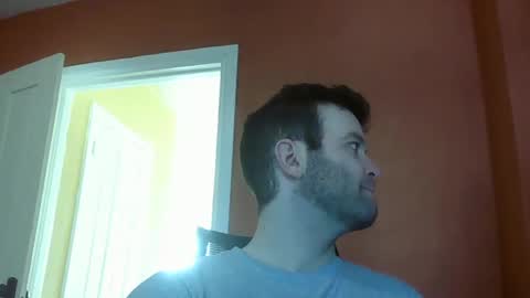 Snapshot of dweav240 chatting on February 4, 8:28 pm dweav240 online show from February 4, 8:28 pm