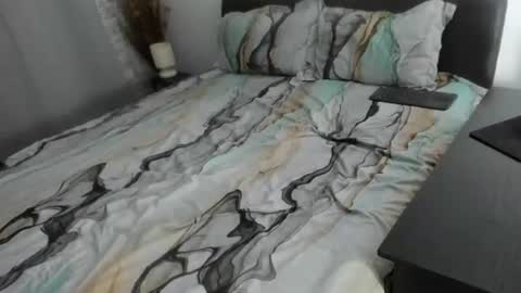 Dyanne online show from July 1, 2:48 pm