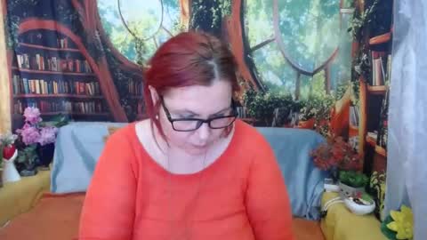 Dyanne online show from June 12, 3:33 pm