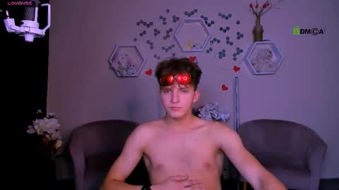Snapshot of dylan_bold chatting on September 22, 7:40 pm dylan_bold online show from September 22, 7:40 pm