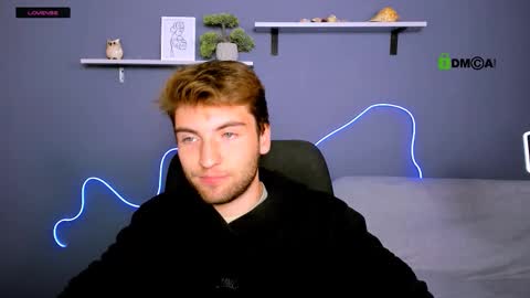 Snapshot of dylan_bold chatting on October 1, 7:13 pm dylan_bold online show from October 1, 7:13 pm
