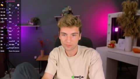 Snapshot of dylan_bold chatting on September 10, 3:35 pm dylan_bold online show from September 10, 3:35 pm