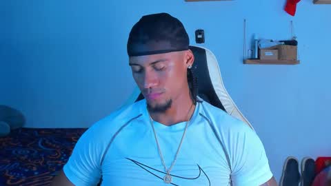 Dylan online show from February 24, 1:30 am