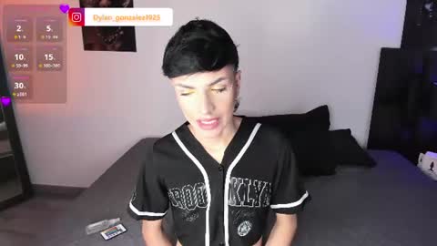 dylan_turner_ online show from June 13, 5:18 am