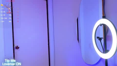 D Y L A N online show from November 19, 9:13 pm