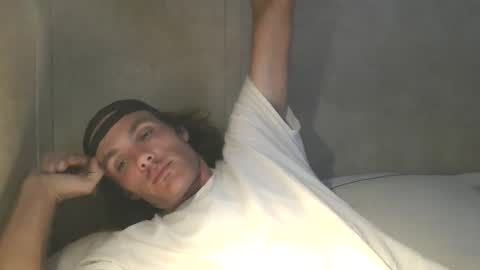 dylp400 online show from September 12, 7:49 pm