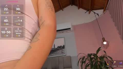 Juana online show from March 15, 7:39 pm