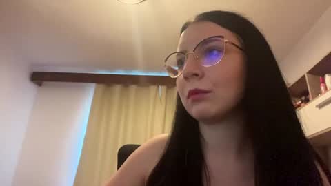 Nora online show from June 20, 3:29 pm