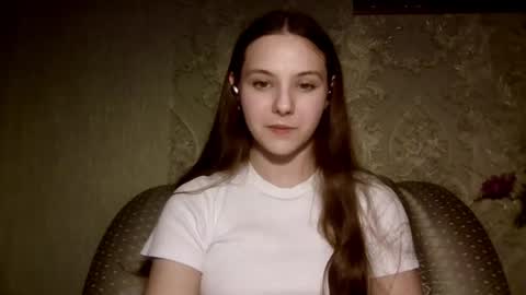 Yuni online show from April 13, 5:50 pm