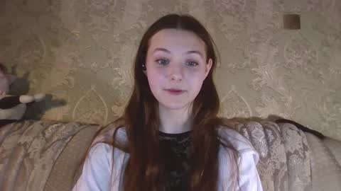 Yuni online show from February 4, 7:07 pm