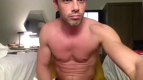 easybob08 online show from April 18, 4:14 am