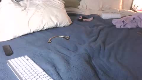 easybreezy69 online show from October 18, 10:52 am