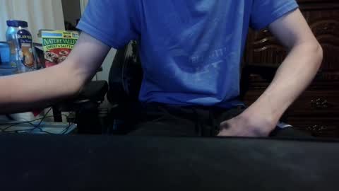 eazyduzit24 online show from April 10, 6:52 am