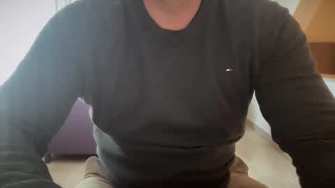 ebnk15 online show from February 19, 6:55 am