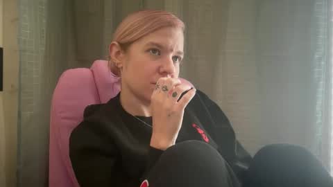 americnbarbie online show from February 6, 2:42 pm