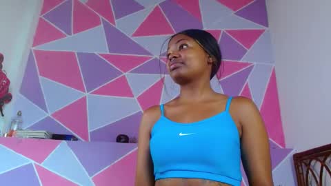 Snapshot of ebony_alika chatting on February 19, 4:44 pm Alika Ashanti online show from February 19, 4:44 pm