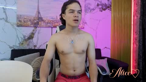 ebony_and_boy23_pm online show from April 8, 10:02 pm