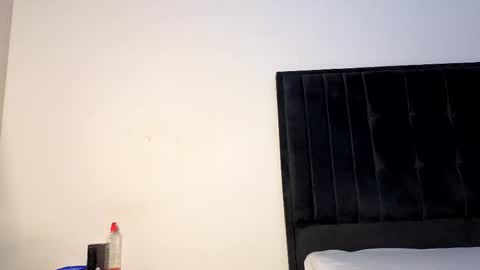 Arya online show from November 17, 3:09 am