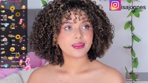 Snapshot of ebony_curly2 chatting on February 8, 11:02 pm isa online show from February 8, 11:02 pm