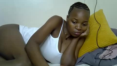 ebony_j online show from May 21, 9:10 pm