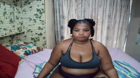 ebony_lovex0x online show from July 29, 6:35 am