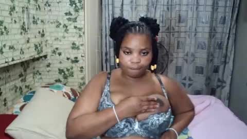 ebony_lovex0x online show from July 25, 5:55 pm