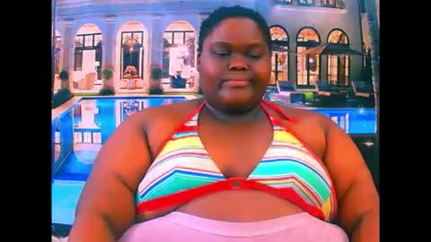 ebonyhotbuns4u2luv online show from June 4, 6:47 pm