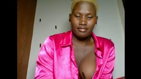 ebonypussylick online show from June 10, 9:13 pm
