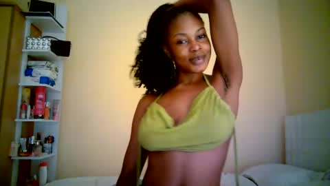 ebonytanqueen online show from July 8, 8:01 pm