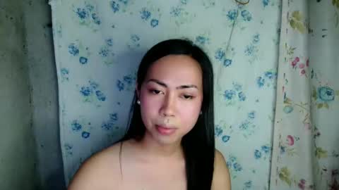 eddfox001 online show from April 21, 3:19 pm