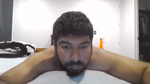 edgemycock4u online show from November 3, 10:38 am