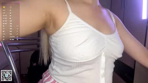 Eva  online show from June 6, 2:34 pm