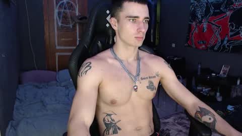 Eduar online show from September 19, 3:49 pm