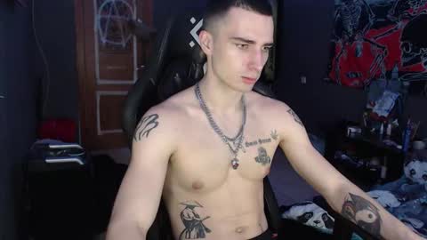 Eduar online show from December 4, 11:10 am