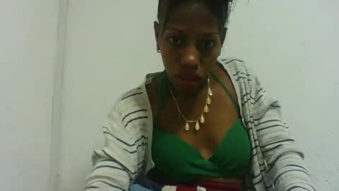 edwige770943 online show from June 11, 2:33 am