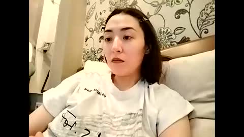 Effy online show from February 18, 5:02 pm