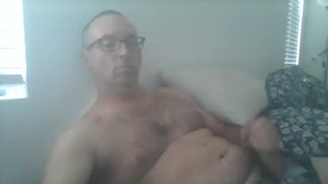 gusthebus online show from October 10, 2:23 pm