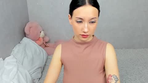 eileenmoores online show from February 25, 3:04 pm