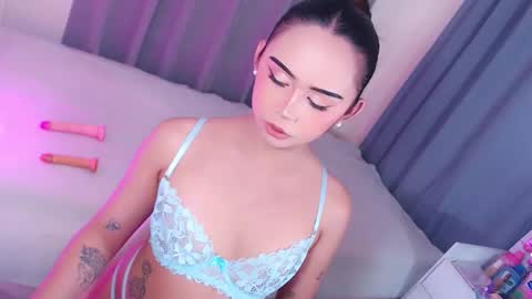 Eilleh online show from January 13, 2:52 am