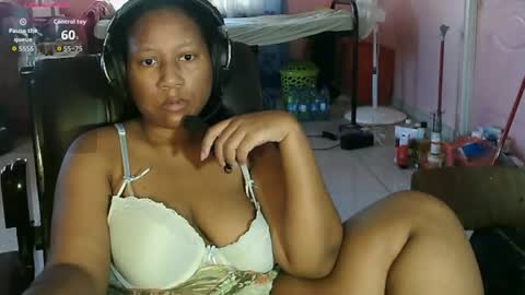 Eirondra Valeen online show from July 5, 10:33 am