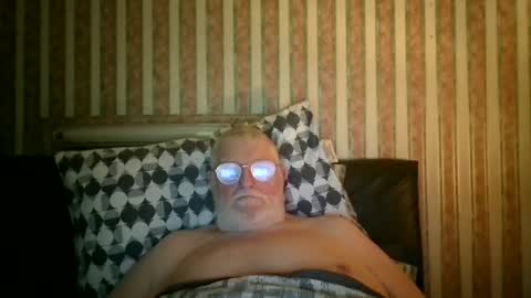 eketman1964 online show from January 7, 11:54 pm