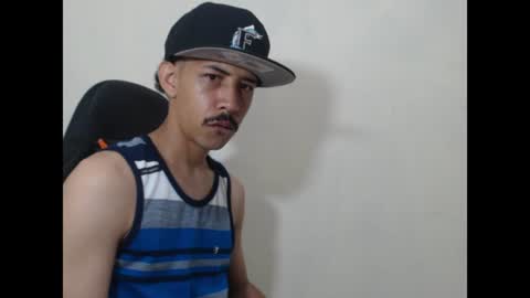Instagram BelowAbajo online show from August 9, 3:45 am