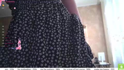 If you like it when I meow give me a thumbs up online show from November 18, 10:18 am